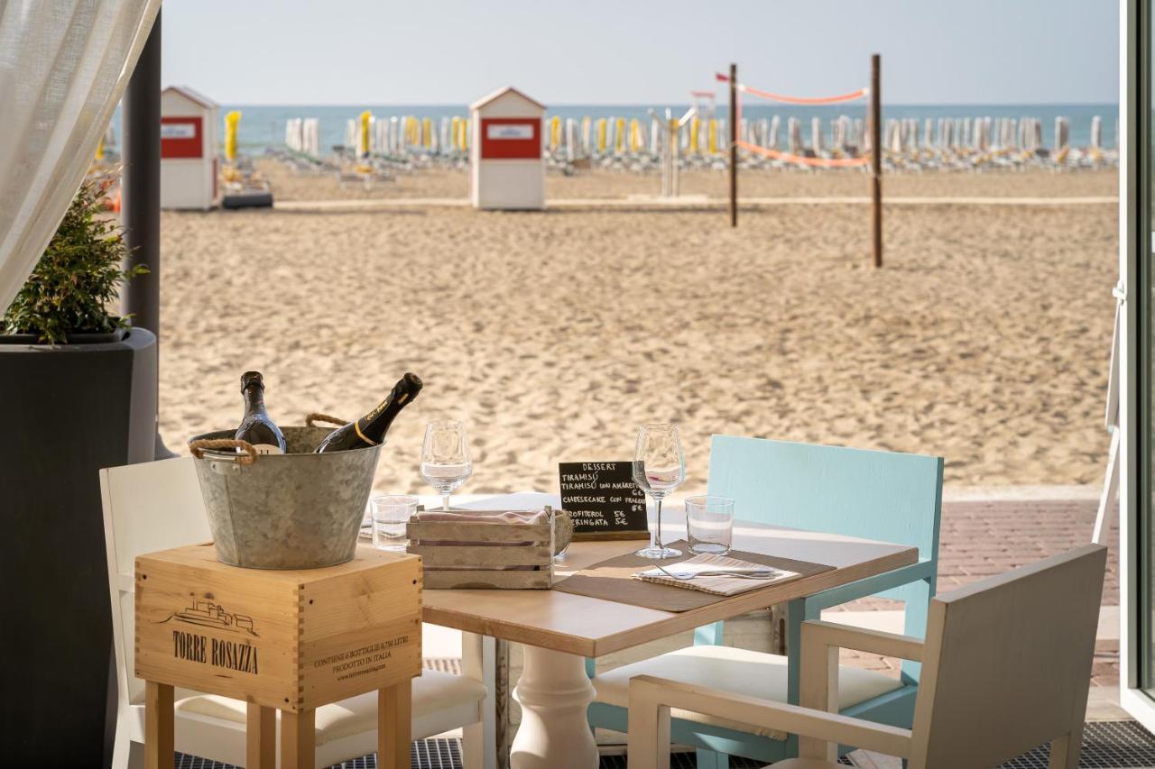 Hotel Tizian Beach カオルレ エクステリア 写真